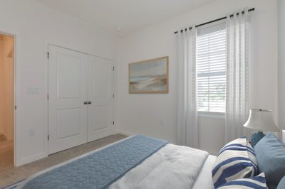 005 photo vs bedroom 14744801
