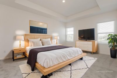 004 photo vs main bedroom 15143830