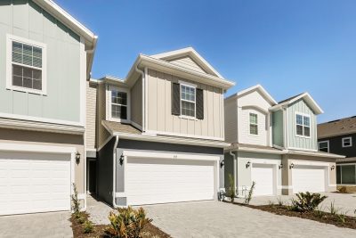 014 photo front view 15143536