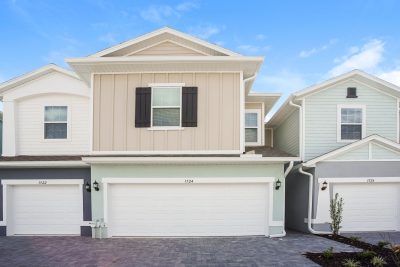 014 Front View 15208805