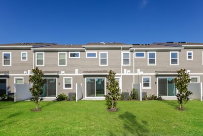 014 photo rear view 14740909