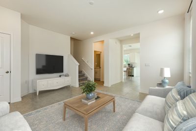 002 photo vs living room 14709628