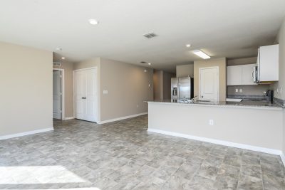 004 Living Room ET11039