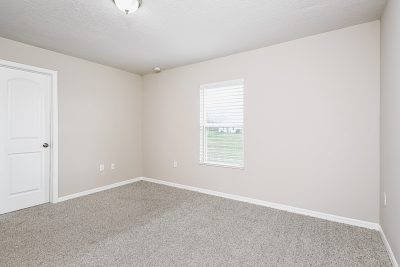 009 photo Main Bedroom cccc52c9 38d0 40ee abd7 1181b5ad6365