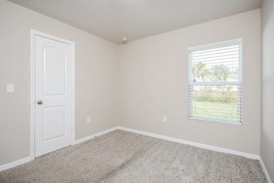 012 Bedroom ET11039