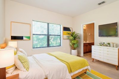 003 011 photo vs main bedroom 15124002 2