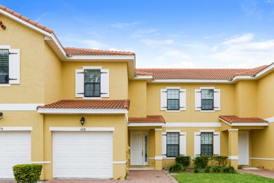 000 photo front view 14936749