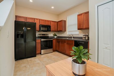 004 photo vs kitchen 15167679