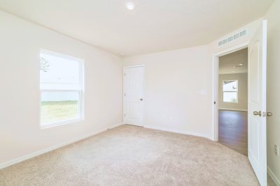 009 photo main bedroom 10017957 2