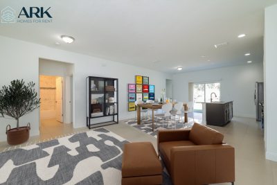 002 Poinciana FL 1613 Pilchard Ct
