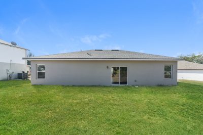 015 photo rear view 15149446