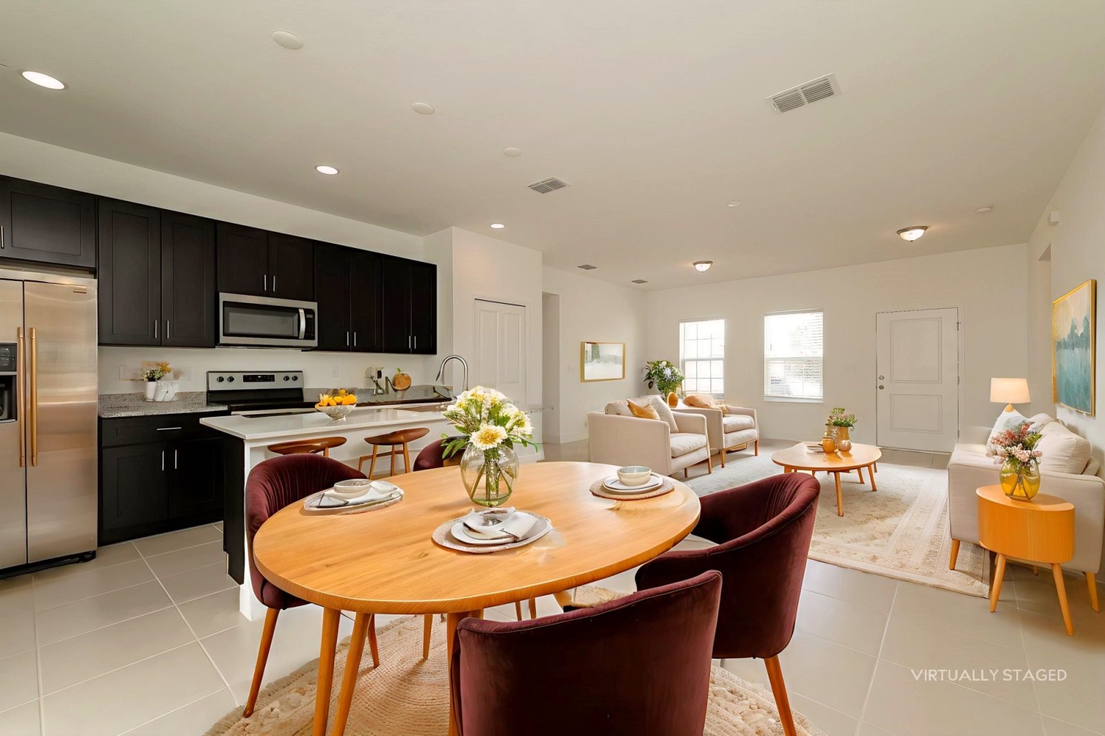 001 005 photo vs dining room 15137300