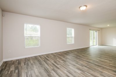 003 Living Room ET81029