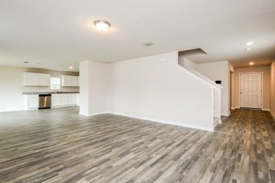 004 Living Room ET81029