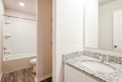 014 Bathroom ET81029