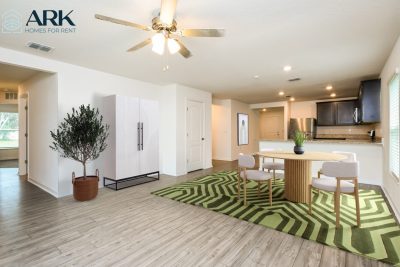 002 Poinciana FL 1628 Tench Ct
