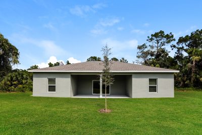 014 photo rear view 12025061