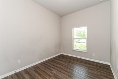 011 photo bedroom 13973470