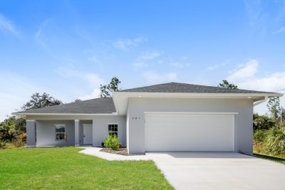 000 Front View 13278476