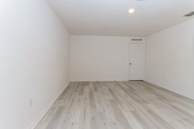 004 photo Main Bedroom ee6fc274 0e06 496f a530 d9899f43d3d5