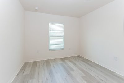 010 photo Bedroom 34723f7e 998b 4e81 94f5 dbcb3ebc1eb6