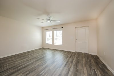 002 photo living room 14045038