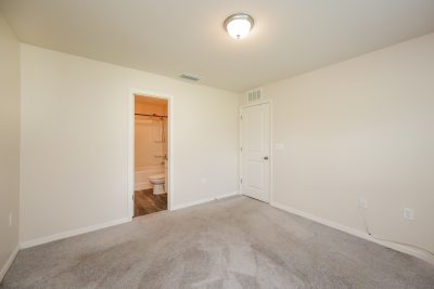 008 photo main bedroom 14045028