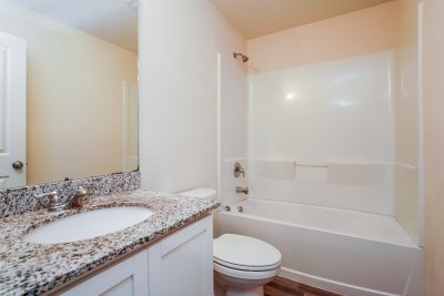 012 photo bathroom 13144264