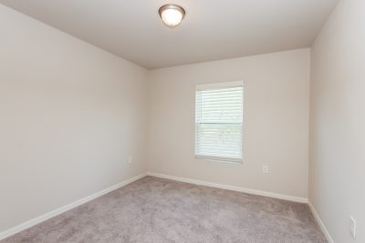012 Bedroom ET41178