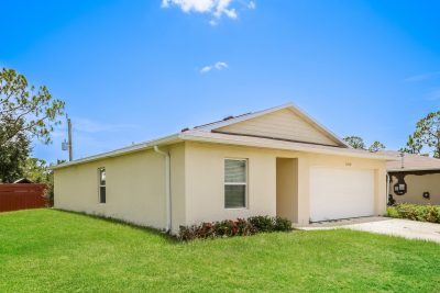 001 photo front view 15558491