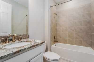 012 photo bathroom 13039565