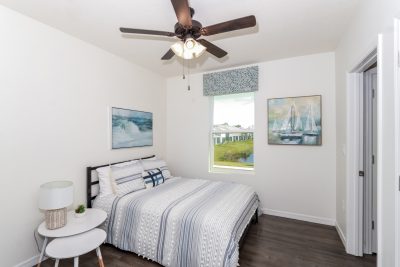 013 Bedroom EOH00047