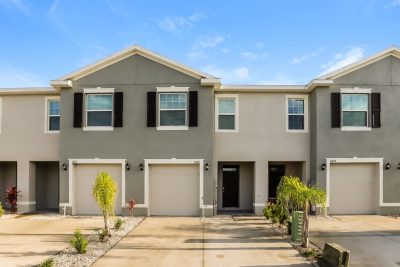 000 front view 13671766