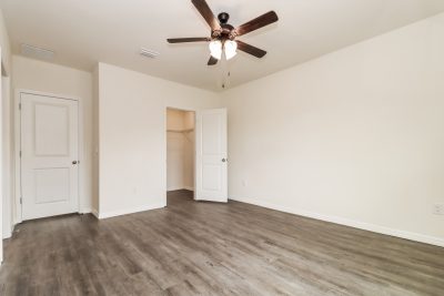 011 photo bedroom 13909991