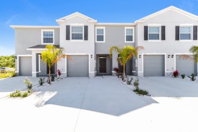 000 front view 13675327