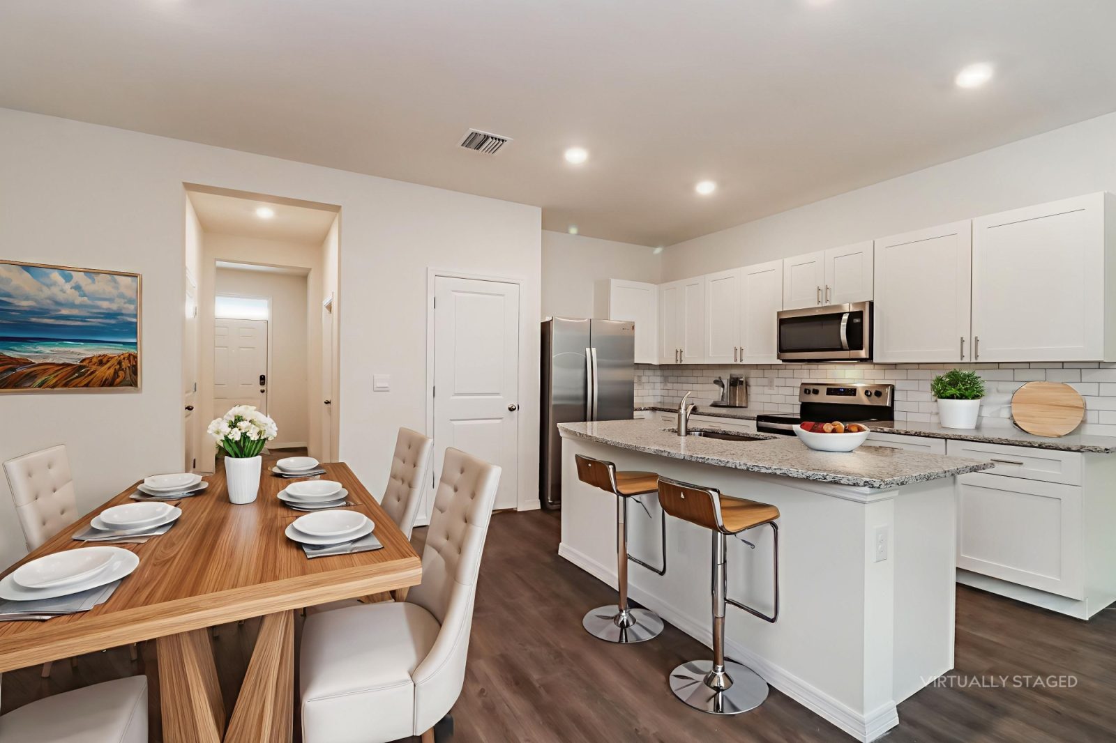 001 photo dining room 14653982