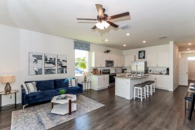 003 Living Room EOH00047