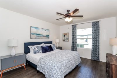 007 Main Bedroom EOH00047