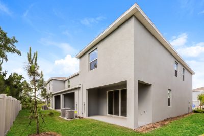 014 photo rear view 13746808