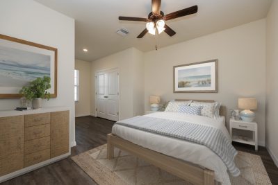 006 photo vs bedroom 15154773