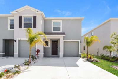 015 photo front view 13669165