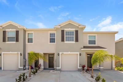 000 Front View 13673207