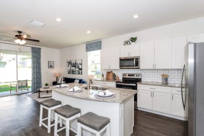 002 Dining Room EOH00047