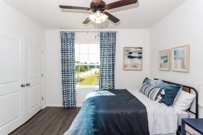 011 Bedroom EOH00047