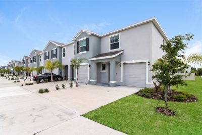 013 photo front view 13909984