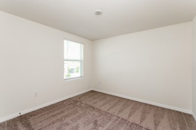 010 photo bedroom 11002678