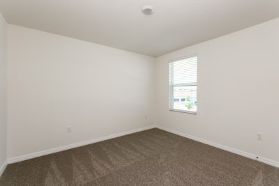 011 photo bedroom 11002679