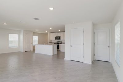 003 Living Room ETY1047