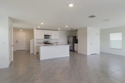 004 Living Room ETY1047