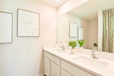 Somerset Cove Main Bathroom 2